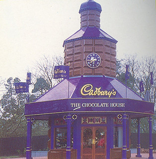 49801664353_4d411810cc_n.jpg