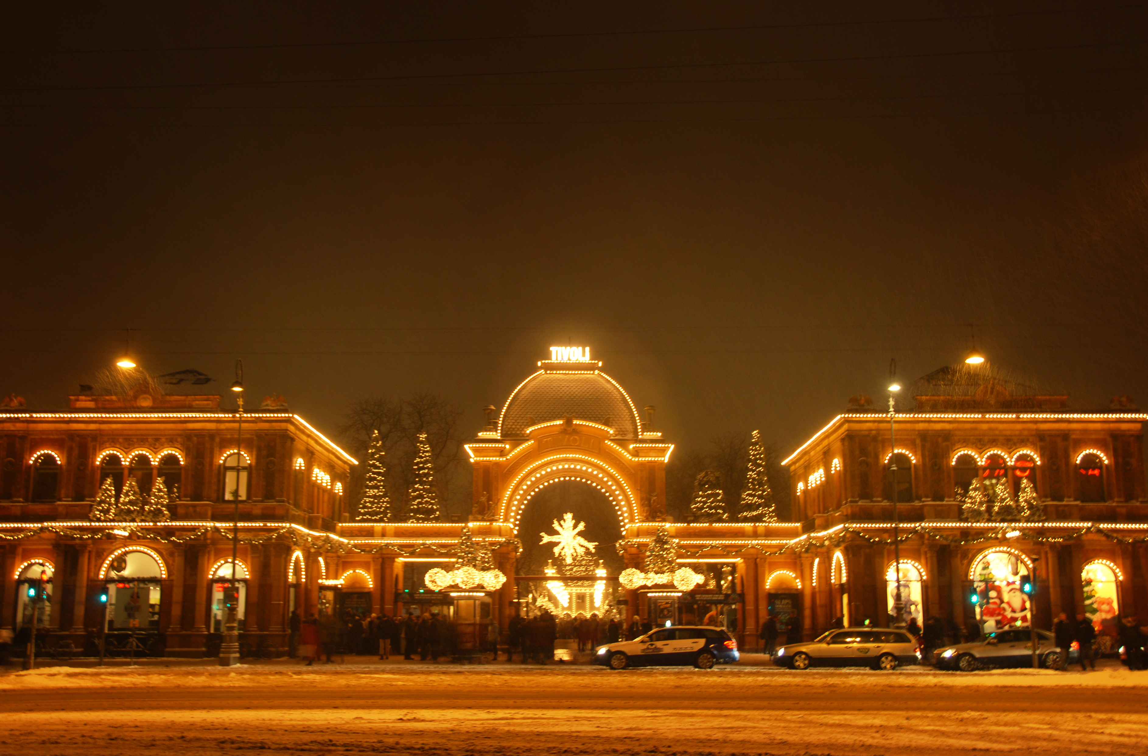 tivoli-entrance.jpg