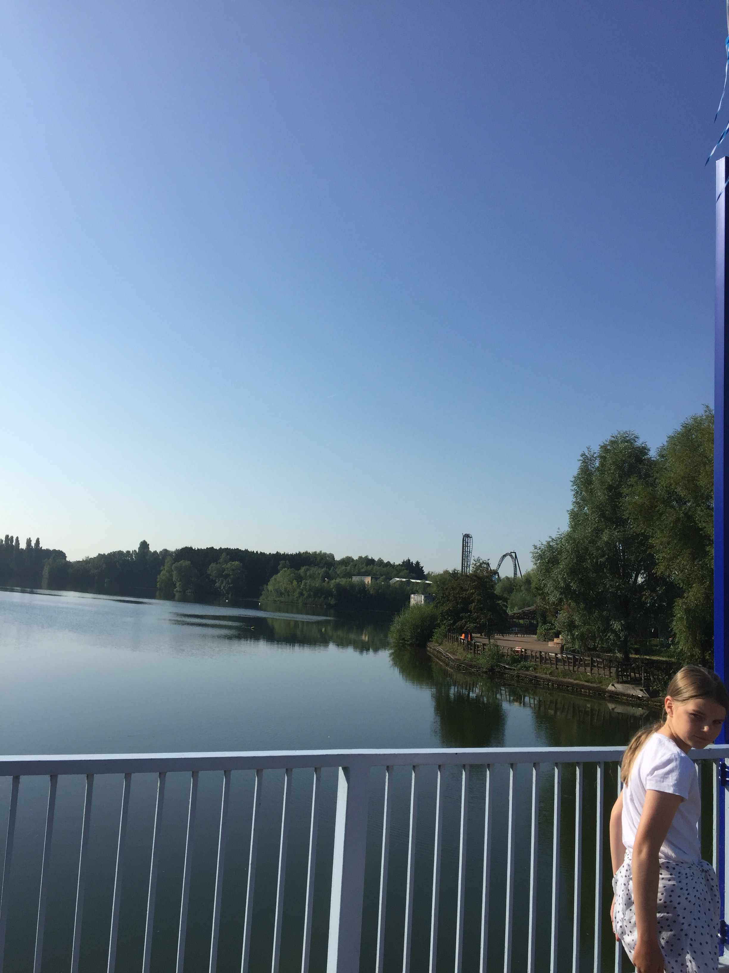 8566-AAB7-405-B-483-A-BF79-D53-AC04-E0-A50.jpg