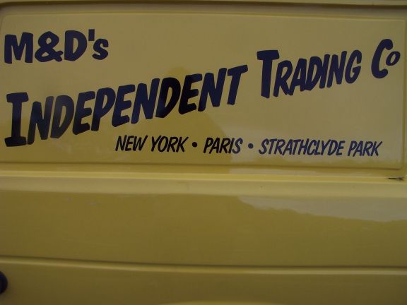 reliantvan2_284.jpg