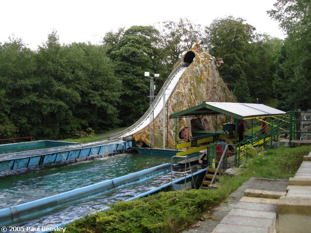 log_flume_b1.jpg