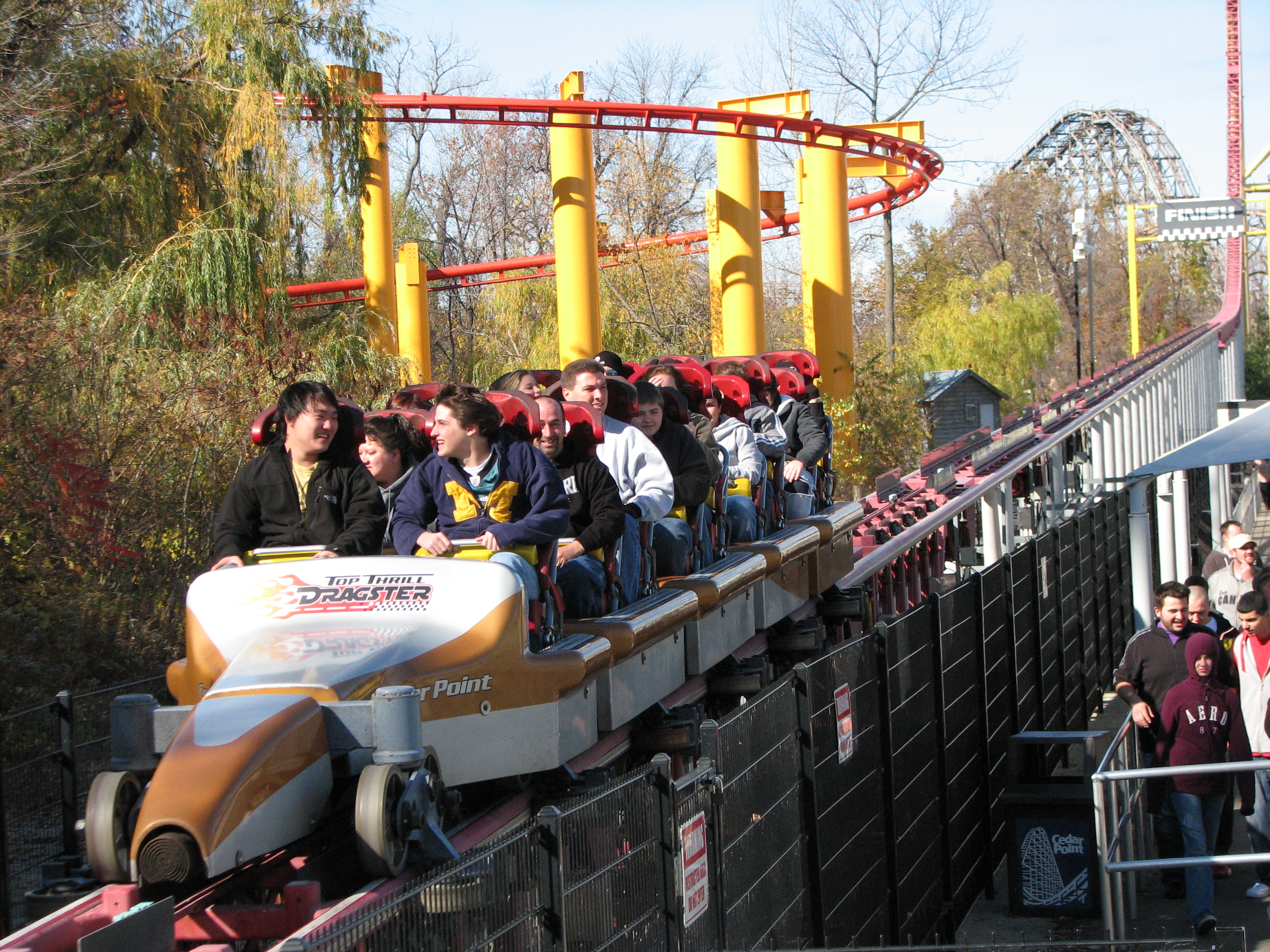 Top_Thrill_Dragster_train.jpg