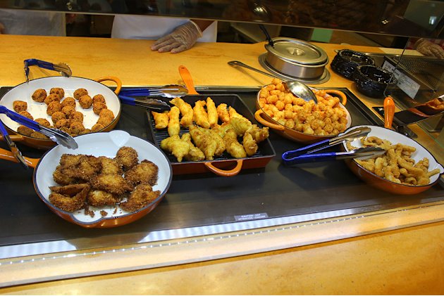 02-The-Simpsons-Universal-Studios-Orlando-Dutchman-Food-jpg_223602.jpg