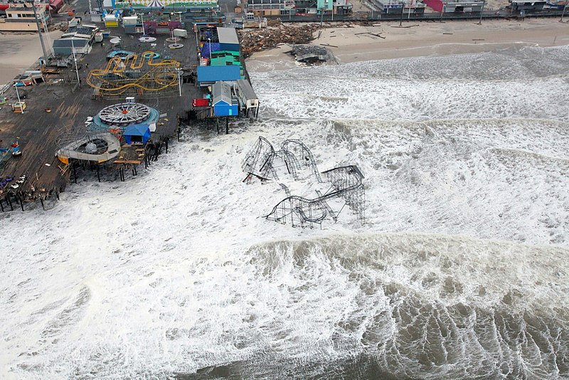 800px-Hurricane_Sandy_New_Jersey_Pier.jpg