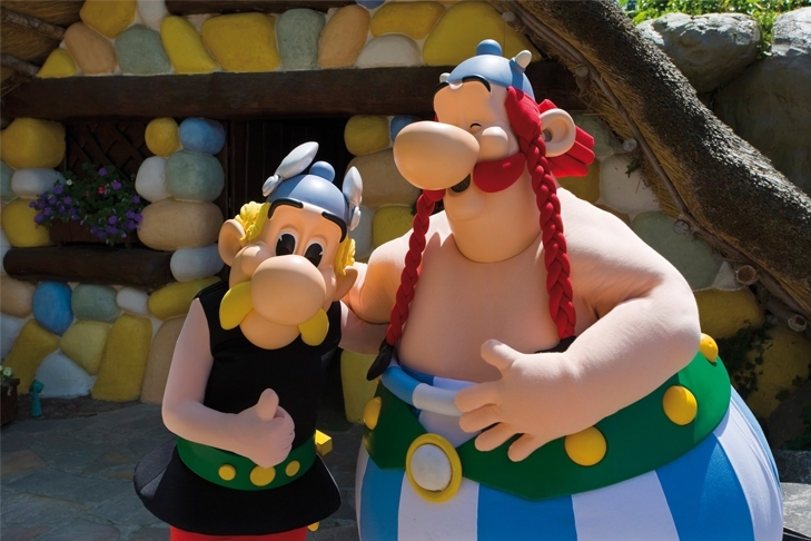 Parc-Asterix-France-Theme-Park-Asterix-Obelix-%C2%A9-Asterix%C2%AE-Obelix%C2%AE-%C2%A9-2017-Les-%C3%89ditions-Albert-Ren%C3%A9-Goscinny-Uderzo.jpg